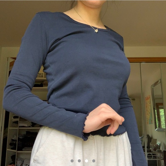 Brandy Melville long sleeve - Picture 3 of 4